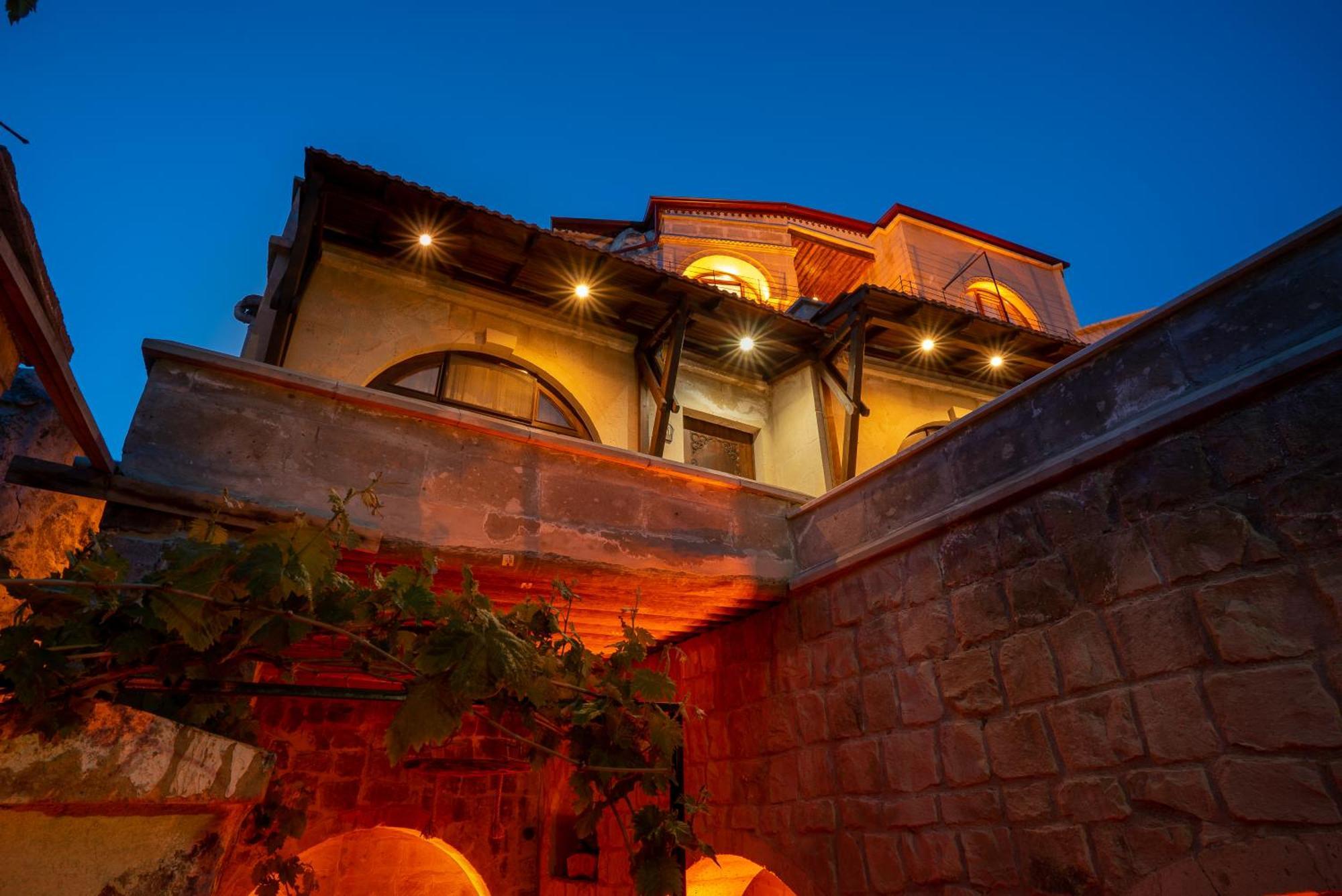 فندق Cappadocia Inans Cave & Swimming Pool Hot نفسهير المظهر الخارجي الصورة